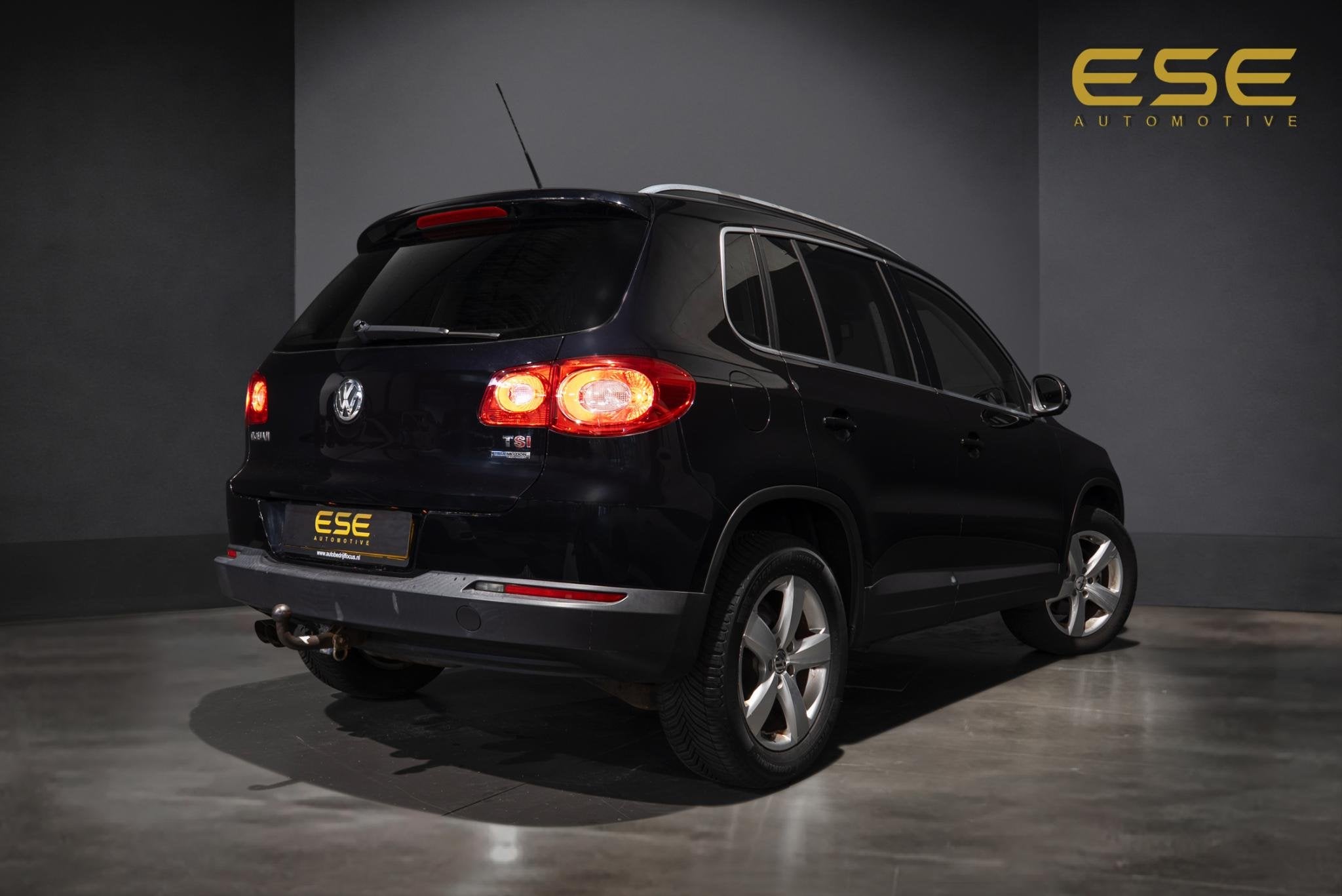Volkswagen Tiguan 1.4 TSI Sport&Style | Climate | Cruise | T, Voorwielaandrijving, Euro 5, Zwart, 4 cilinders
