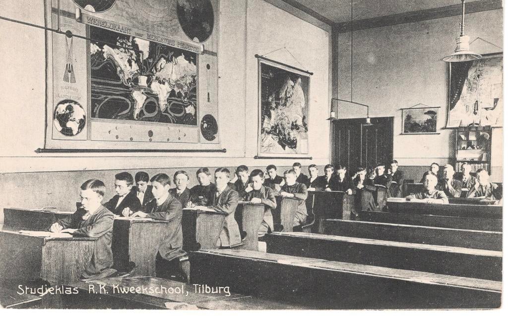 Studieklas RK Kweekschool Tilburg, Ophalen of Verzenden, Voor 1920, Ongelopen, Noord-Brabant