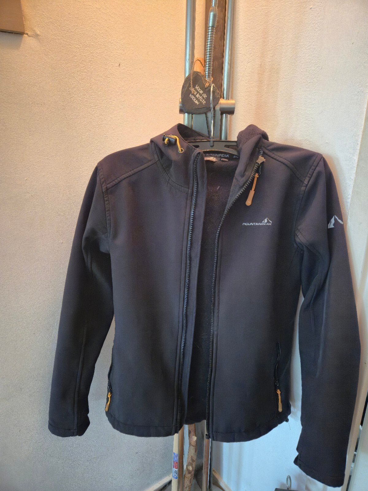 Soft shell jas tussen jack sport zwart maat 152 en 164, Ophalen of Verzenden, Jongen of Meisje