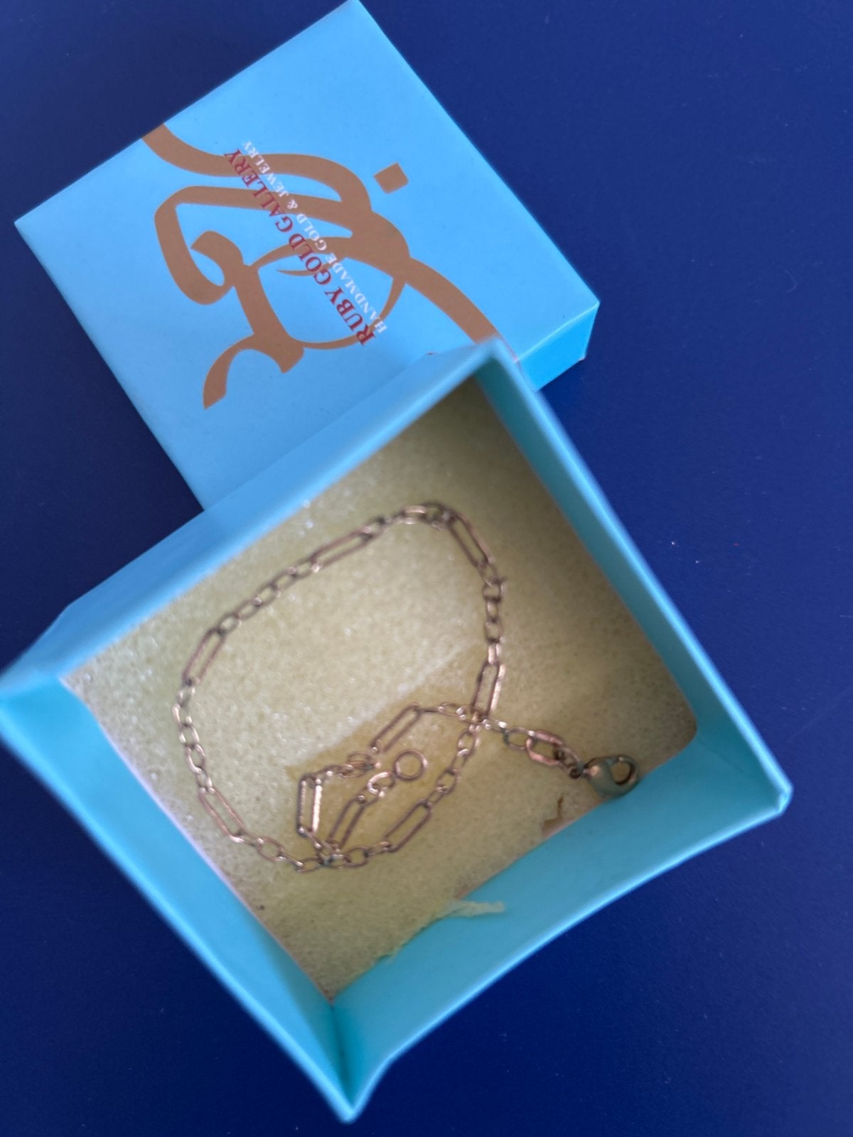 Gouden armbandje double, Ophalen of Verzenden, Gebruikt, Goud, Overige materialen