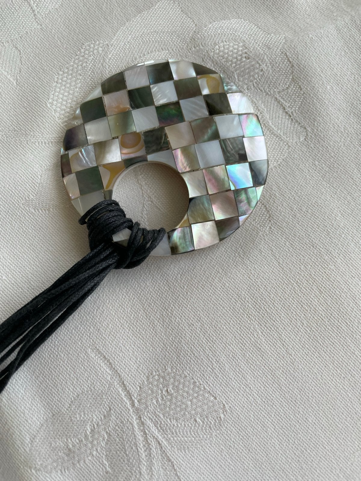 Mooie ketting met hanger van mozaïek parelmoer, Overige kleuren, Ophalen of Verzenden, Zo goed als nieuw, Overige materialen