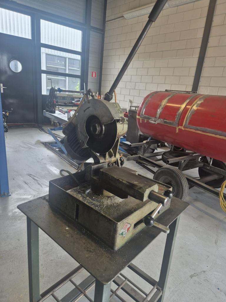 Pedrazzoli afkortzaag, Doe-het-zelf en Verbouw, Gereedschap | Zaagmachines, Ophalen, Gebruikt, 70 mm of meer, Afkortzaag