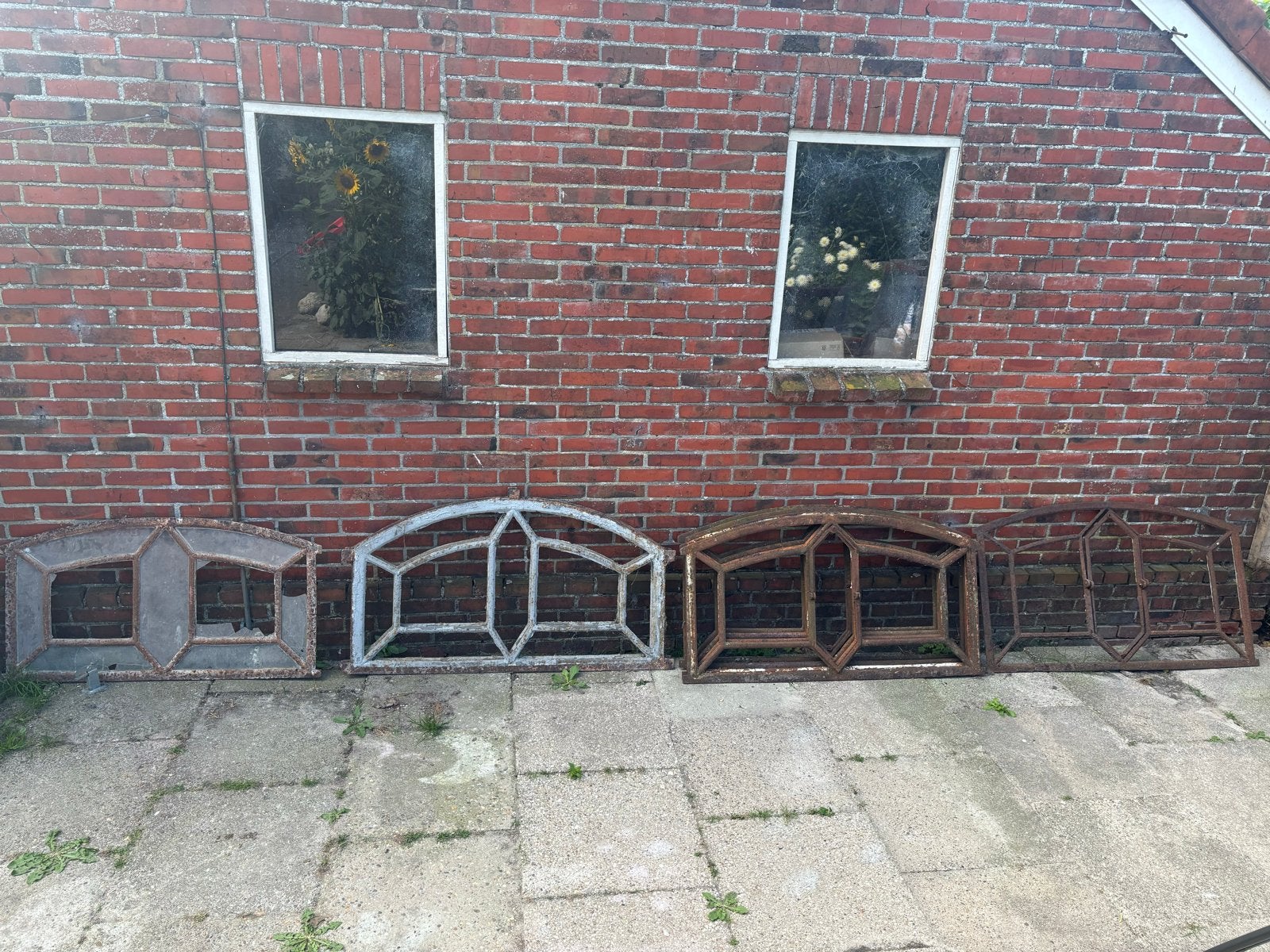 Partij 8 stuks gietijzeren stalramen (wiebertjes), Doe-het-zelf en Verbouw, Glas en Ramen, Ophalen, Gevelraam of Ruit, Gebruikt