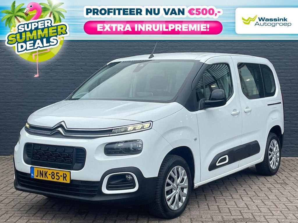 Citroën Berlingo 1.2 PureTech 130pk AUTOMAAT Feel uitvoerin, Auto's, Citroën, Gebruikt, 1199 cc, Parkeersensor, Wit