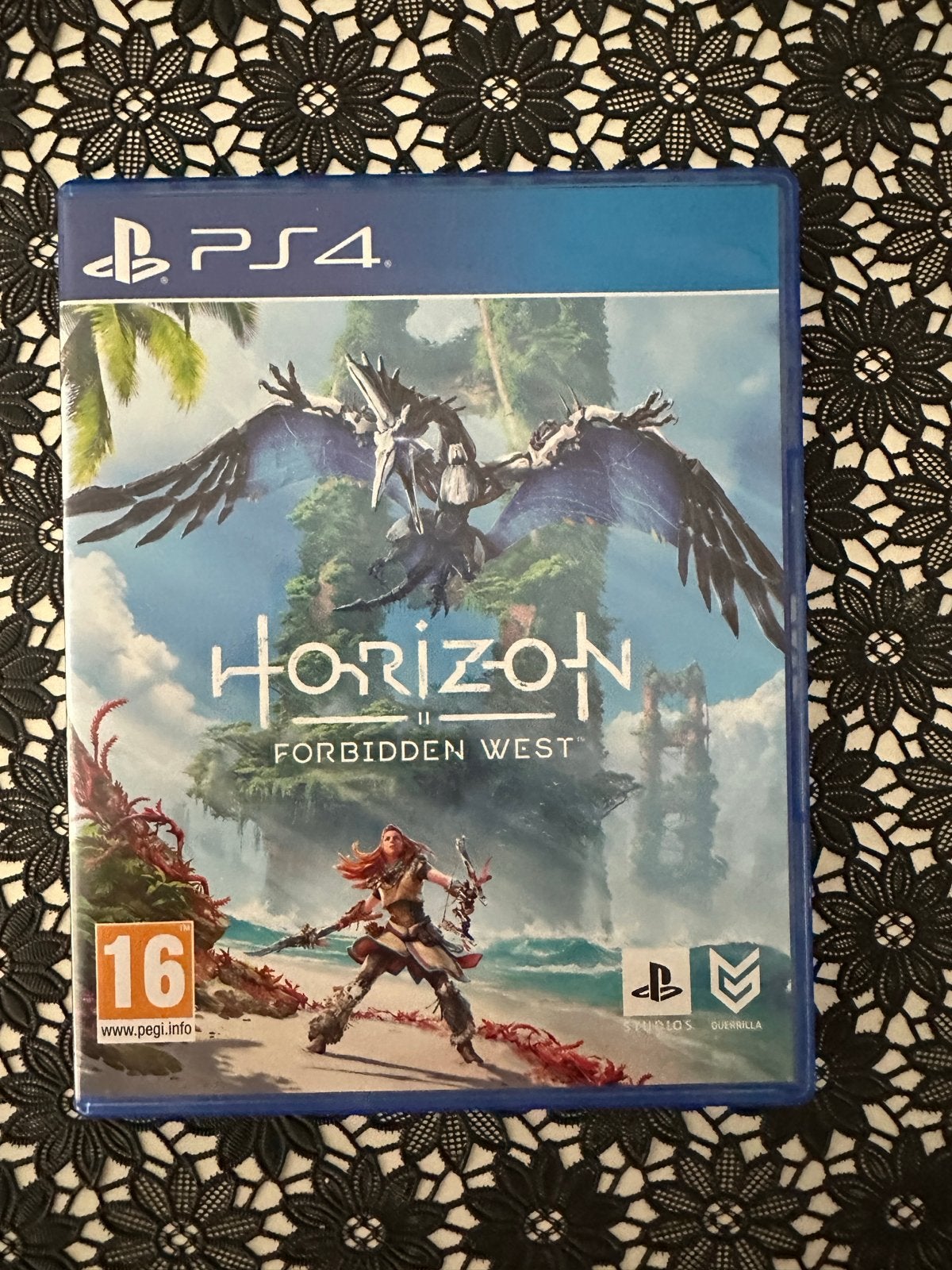 Horizon Forbidden West PS4 - Gratis PS5 upgrade beschikbaar!, Spelcomputers en Games, Games | Sony PlayStation 4, 1 speler, Eén computer