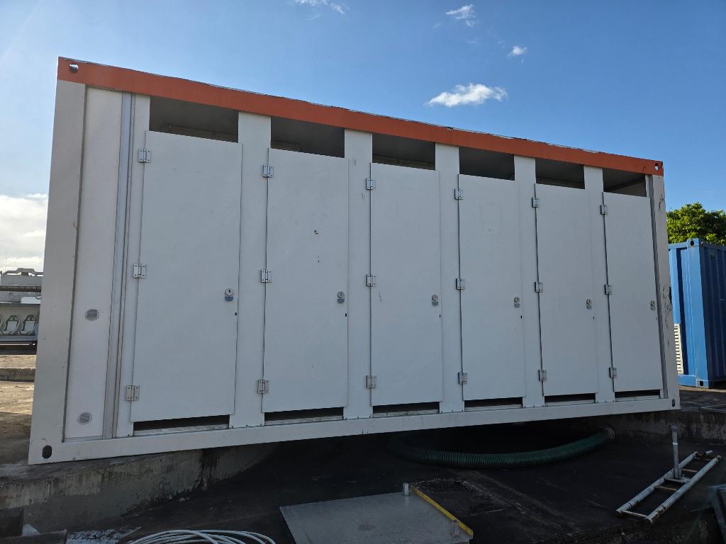 Douche/sanitair -unit te huur – 12 douches, Ophalen, Zo goed als nieuw, Overige