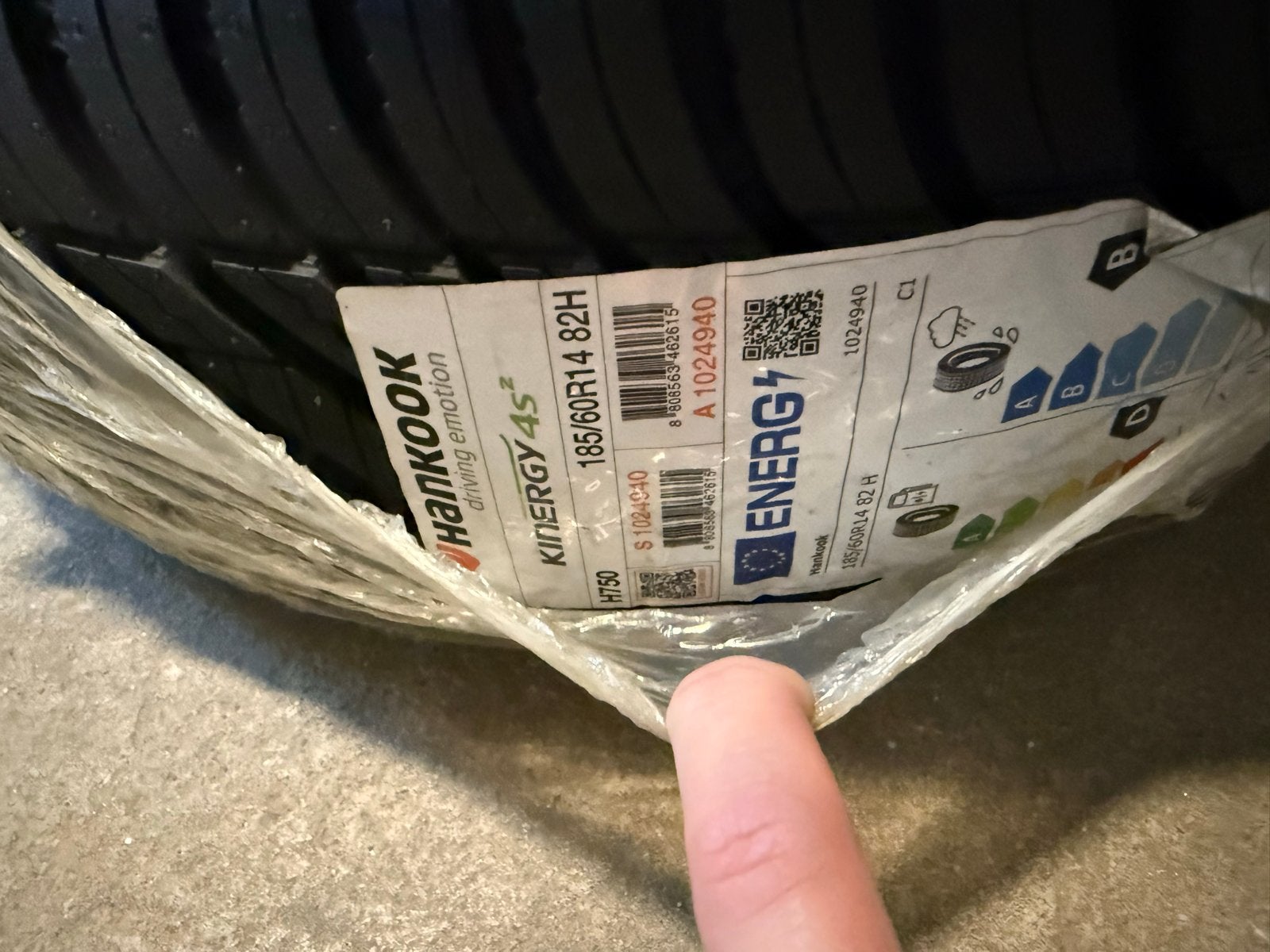 Hankook Kinergy 4S2 All Season banden 185/60R14 82H, Auto-onderdelen, Ophalen, 14 inch, Nieuw, 185 mm