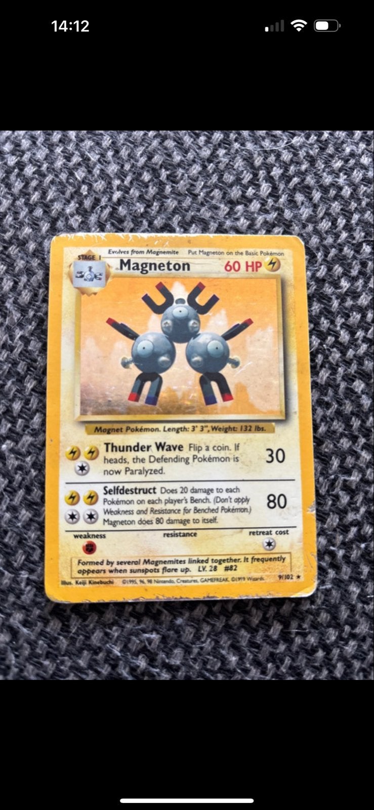 Pokémon Kaart: Magneton (Base Set 2) - Vintage, Hobby en Vrije tijd, Verzamelkaartspellen | Pokémon, Ophalen of Verzenden, Gebruikt