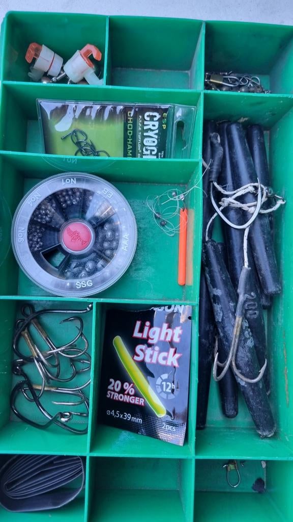 Visgerei set: lood, haken, dobbers en meer, Ophalen of Verzenden, Gebruikt, Overige typen