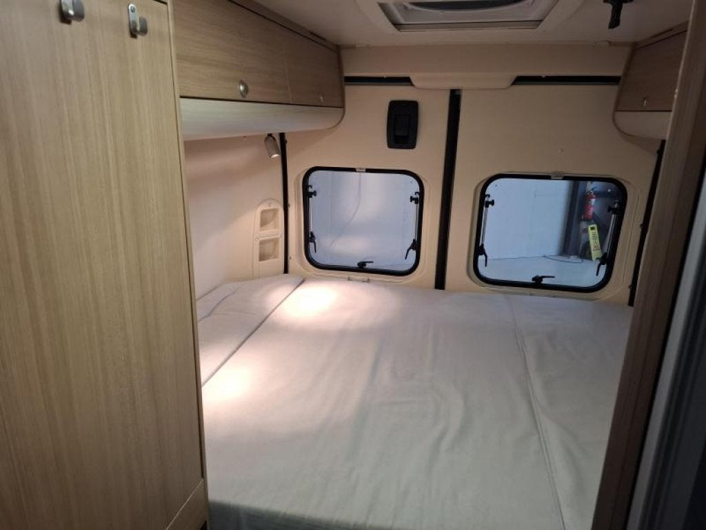 2014 Adria Twin 600 Sunliving 130PK Airco Solar 163160Km, Luifel, Buscamper of Camperbus, Ringverwarming, Fiat