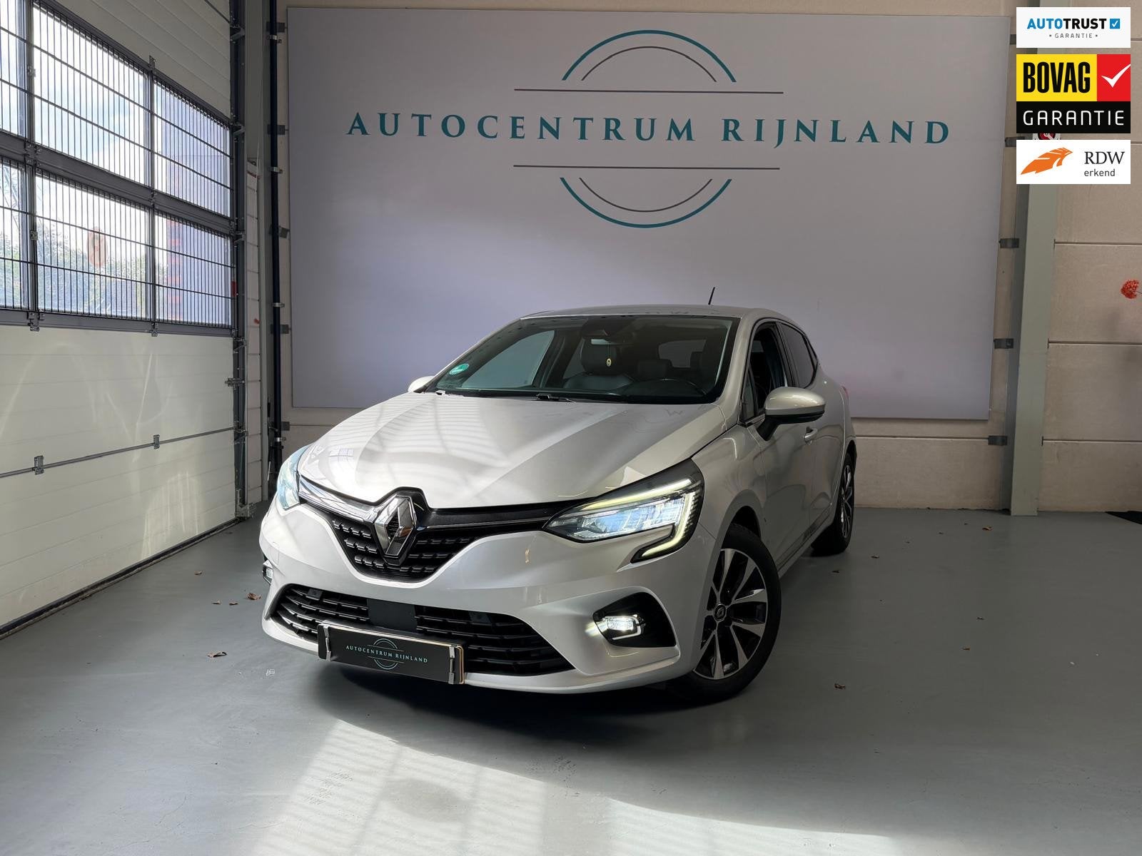 Renault Clio 1.0 TCe Intens Navi, Camera, Airco 1 jaar bovag, Auto's, Voorwielaandrijving, Dealer onderhouden, 101 pk, Gebruikt