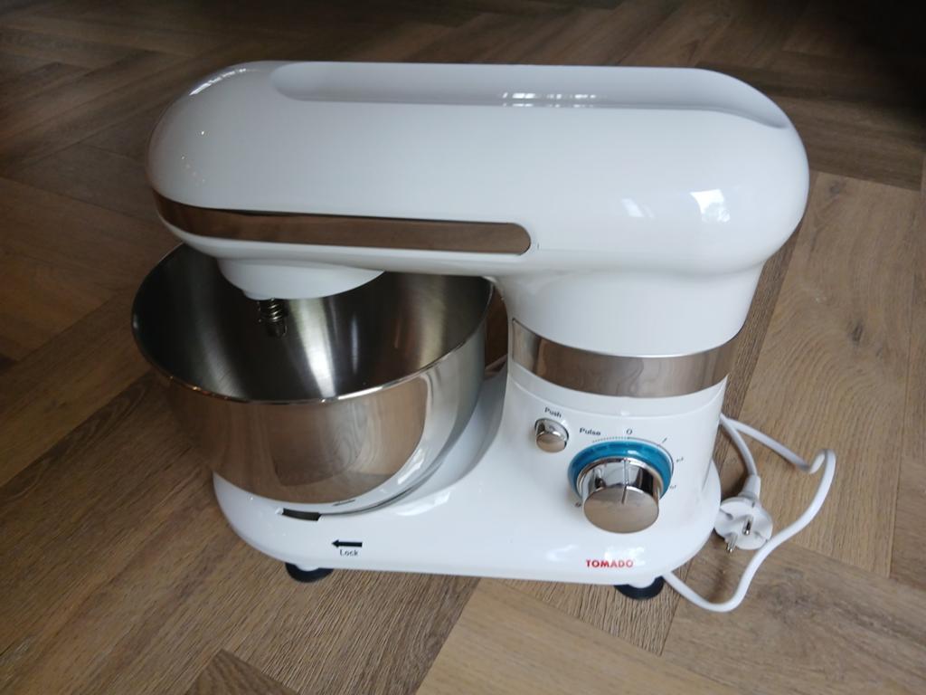 Tomado Multi Mixer met Kom - Zo goed als nieuw, Witgoed en Apparatuur, Keukenmixers, 4 liter of meer, Ophalen, Zo goed als nieuw