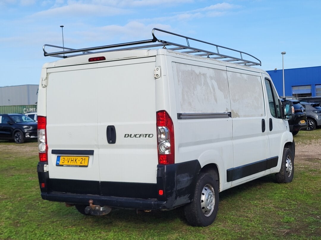 Fiat Ducato 30 2.3 MultiJet MH1 120PK 2010, Auto's, Gebruikt, Wit, Bedrijf, Radio