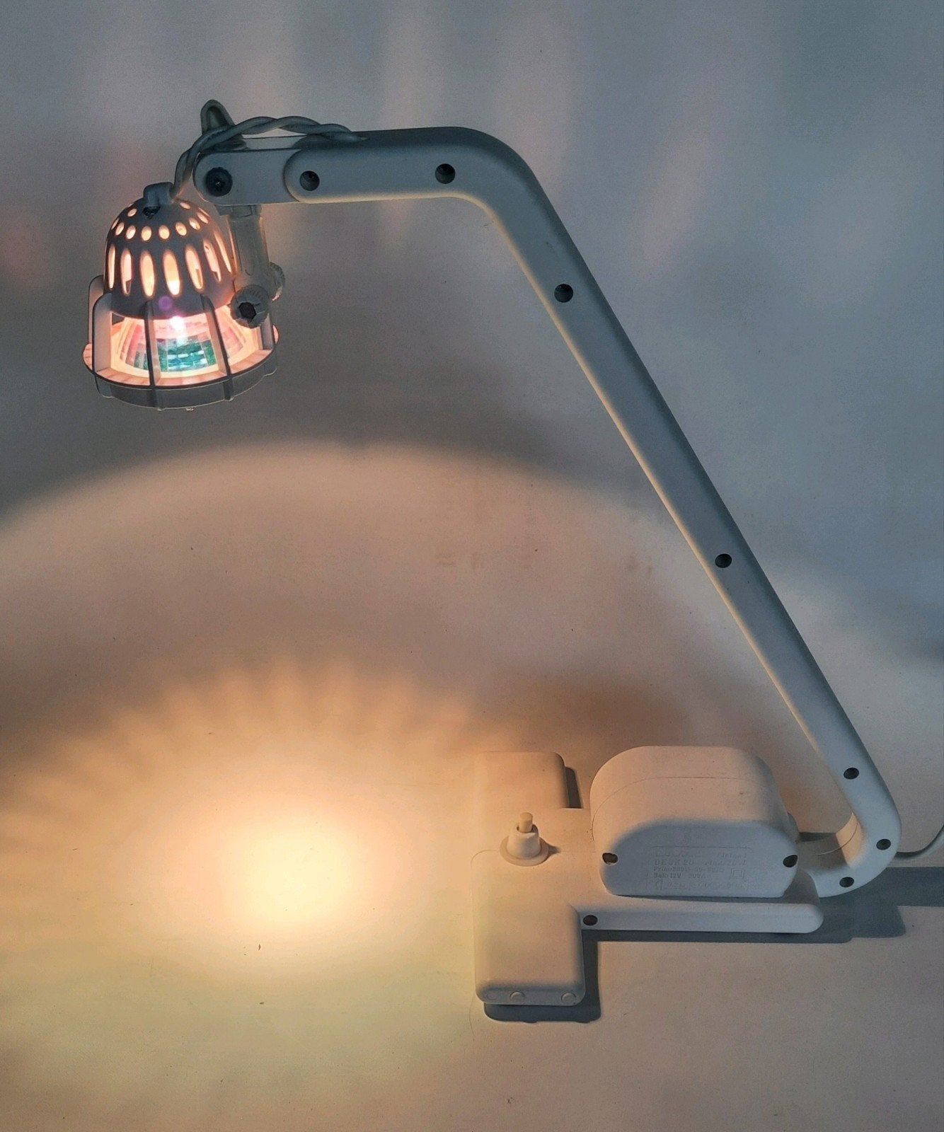 Lival desk 20 tafellamp bureaulamp, lees de beschrijving, Ophalen of Verzenden, Zo goed als nieuw, Kunststof