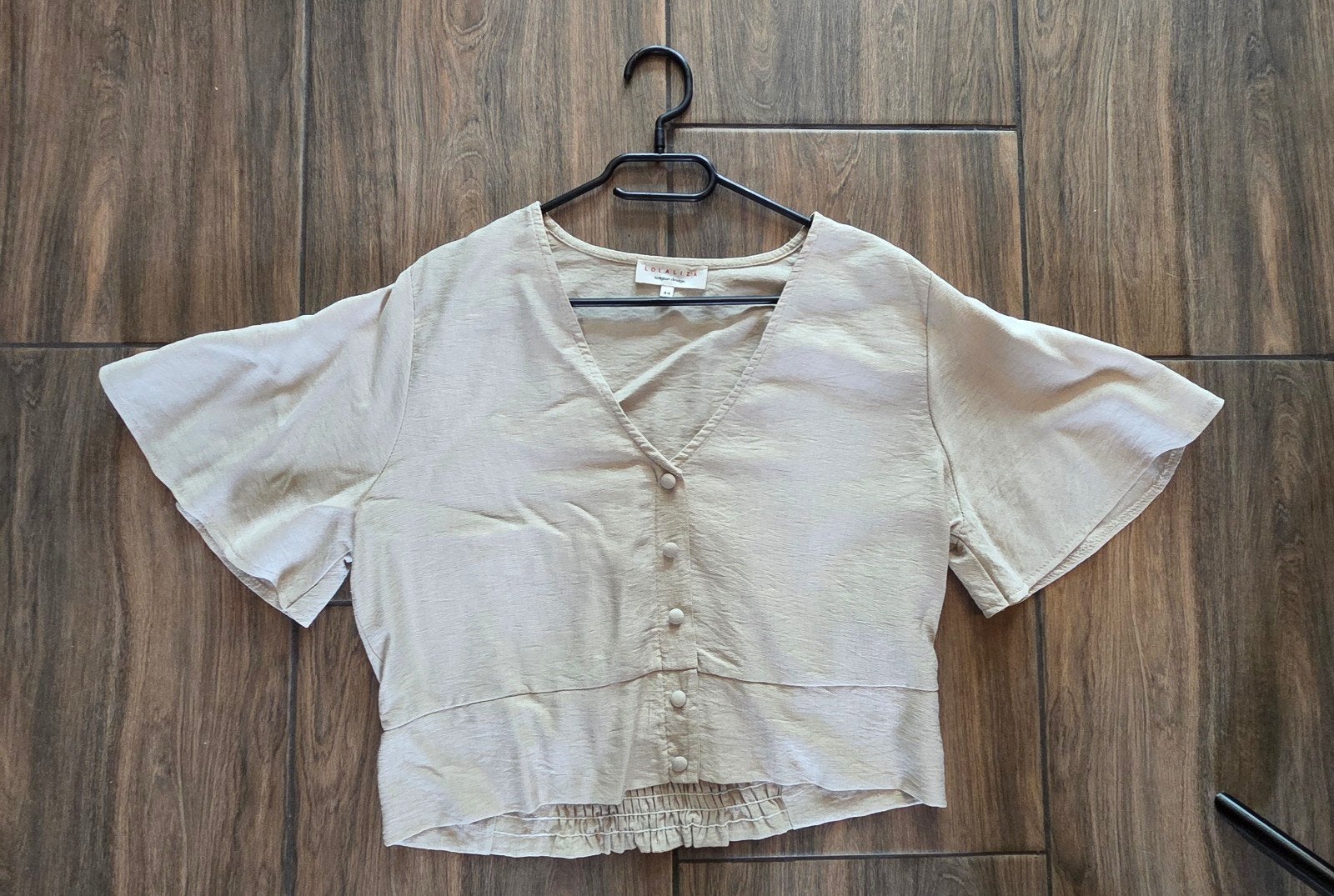 Cropped bloesje Lola Liza 44 / XL, Kleding | Dames, Ophalen of Verzenden, Zo goed als nieuw, Maat 42/44 (L), Beige