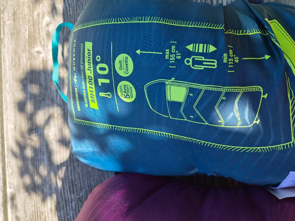 2x Quechua MH100 Junior Slaapzak - 10C, Ophalen, Zo goed als nieuw
