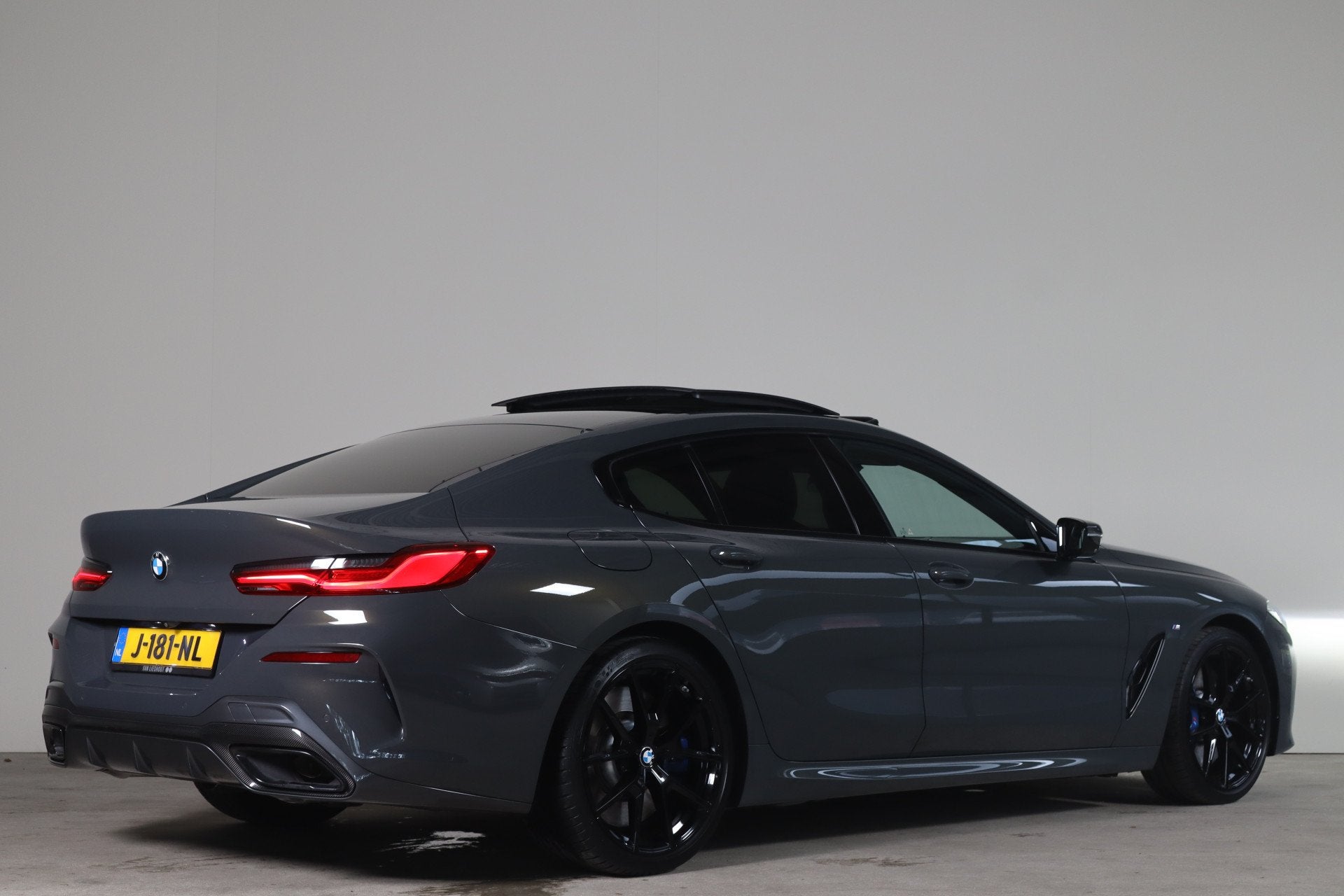BMW 8 Serie Gran Coupé 840i xDrive High Executive - NL Auto, Auto's, Gebruikt, Euro 6, 340 pk, Bedrijf