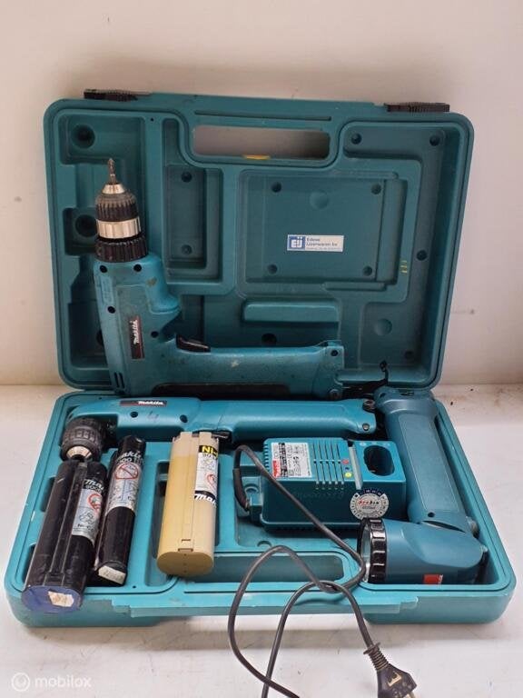 Makita Accuboormachine 6095D, Gebruikt