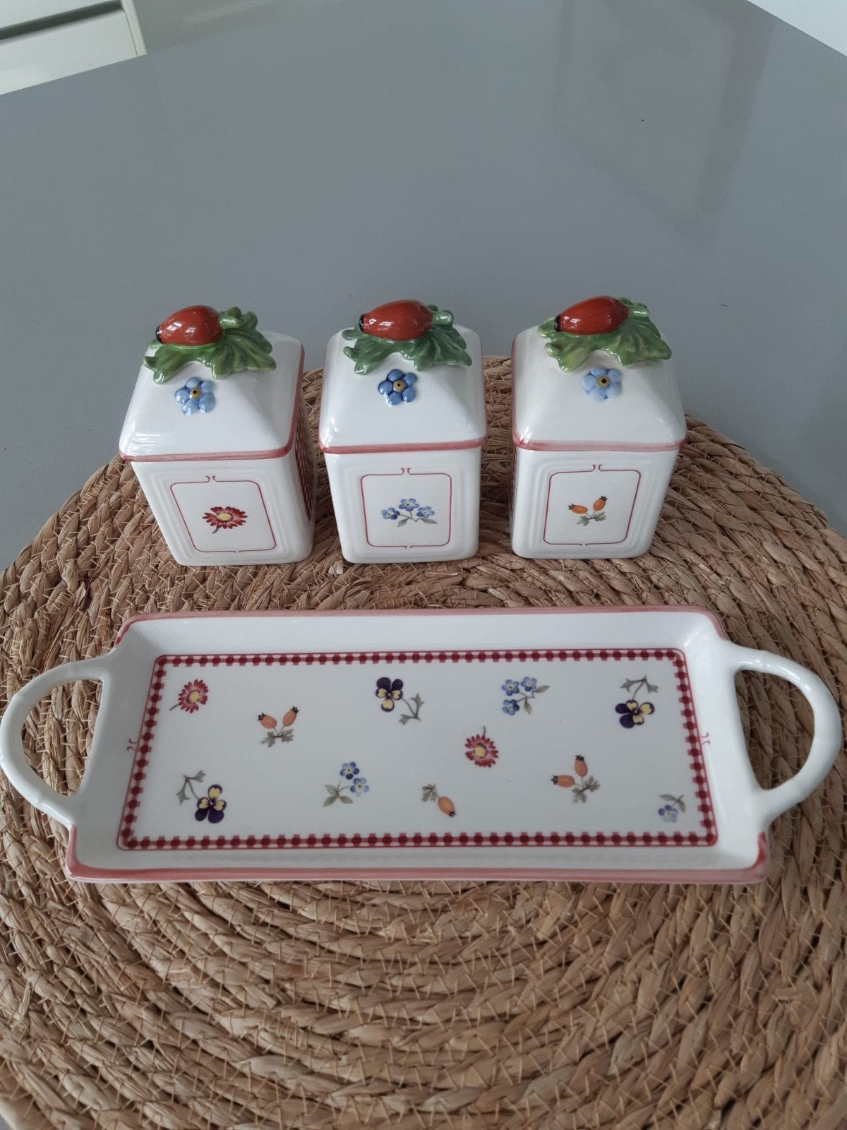 Set van 3 Jampotjes op Schaal Villeroy en Boch Petite Fleur, Ophalen of Verzenden, Overige stijlen, Porselein, Schaal of Schalen