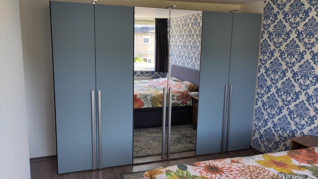 Goossens Kledingkast 300x220x60 met Spiegeldeuren, Huis en Inrichting, 200 cm of meer, 50 tot 75 cm, Ophalen, Met deur(en)