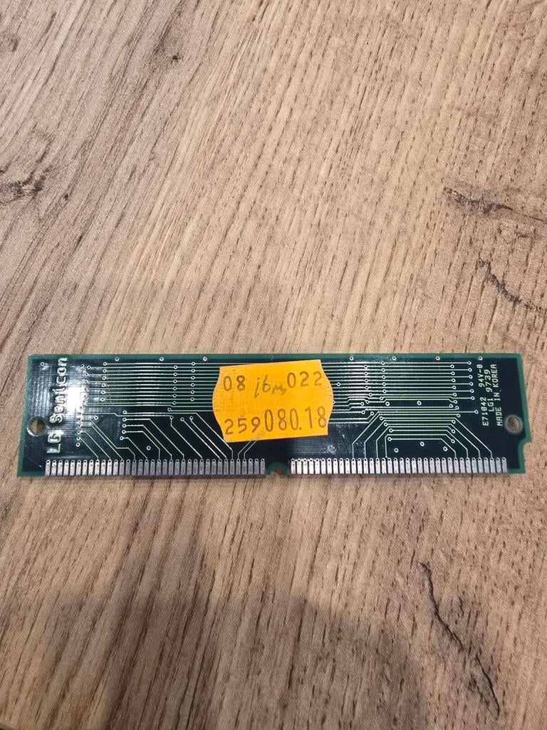 16mb EDO RAM Geheugenmodule, Computers en Software, RAM geheugen, Gebruikt, Desktop, 16 GB, DDR, Ophalen of Verzenden