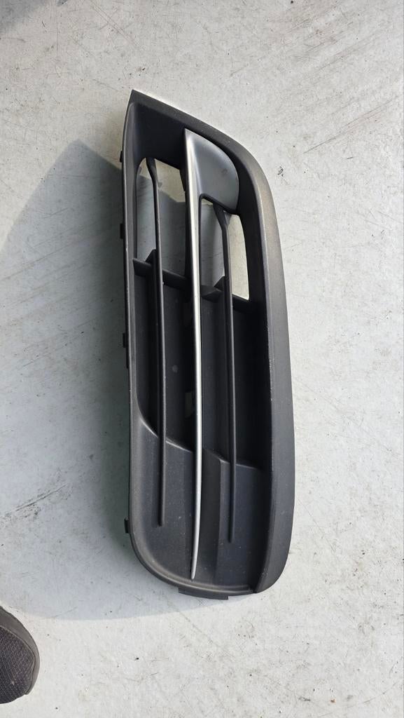 BMW F10 LCI bumper rooster links voor (bestuurderskant), Auto-onderdelen, Ophalen of Verzenden, BMW