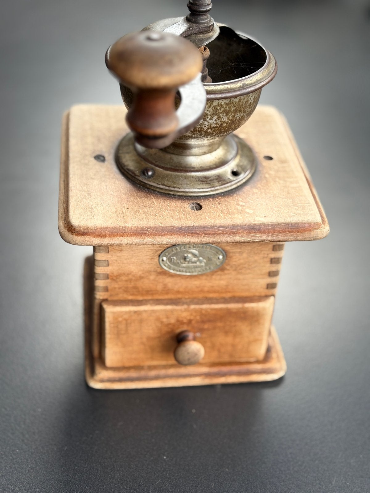 2 Ouderwetse Koffiemolens - Vintage Handmolens, Ophalen of Verzenden