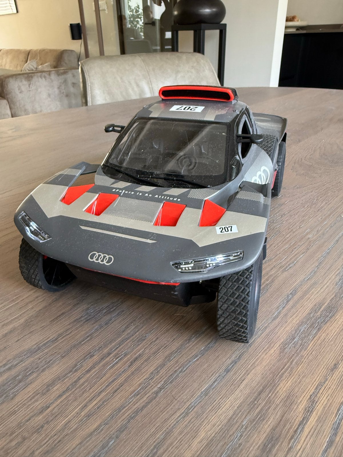 Audi RS Q e-tron E2 RC auto met afstandsbediening, Hobby en Vrije tijd, Auto offroad, Zo goed als nieuw, Schaal 1:16, RTR (Ready to Run)