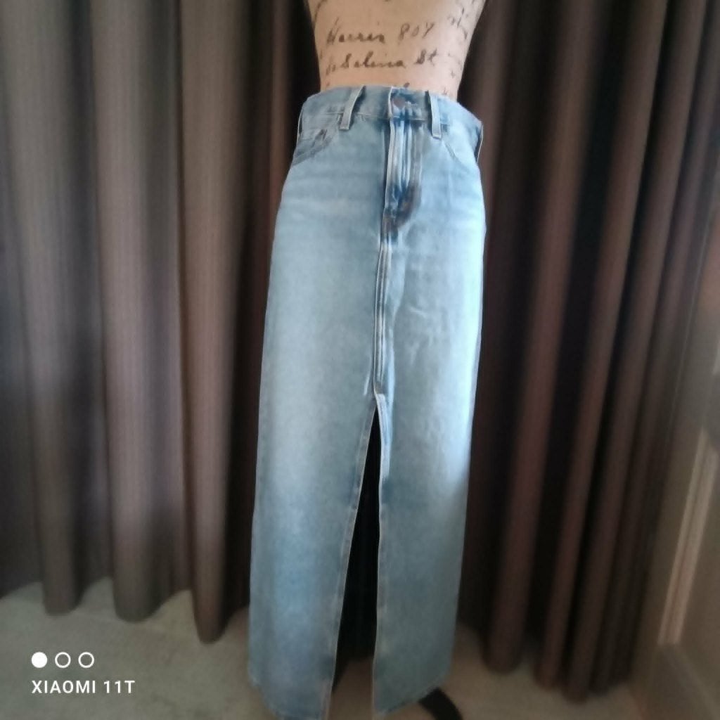 Levi's lange spijkerrok - als nieuw, Blauw, Overige jeansmaten, Ophalen of Verzenden, Zo goed als nieuw