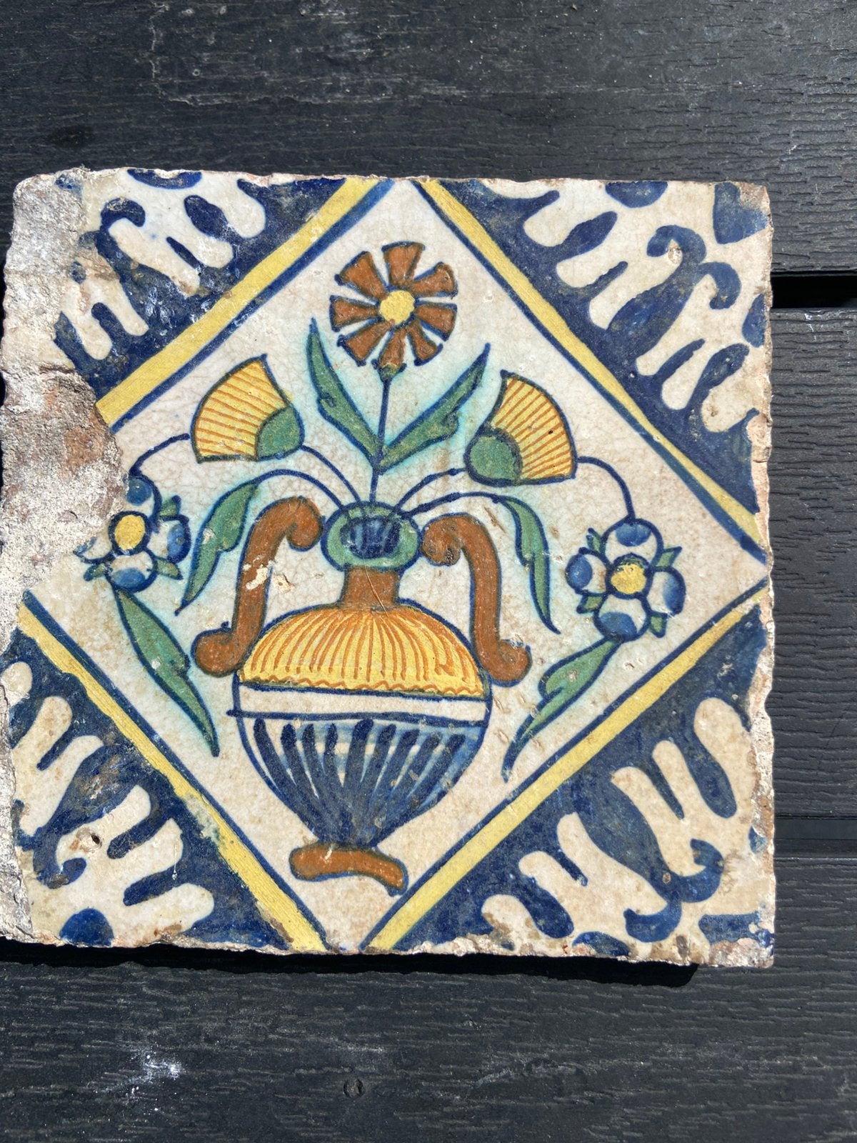 Antieke polychrome Delftse tegel bloemenvaas 1700-1800, Ophalen