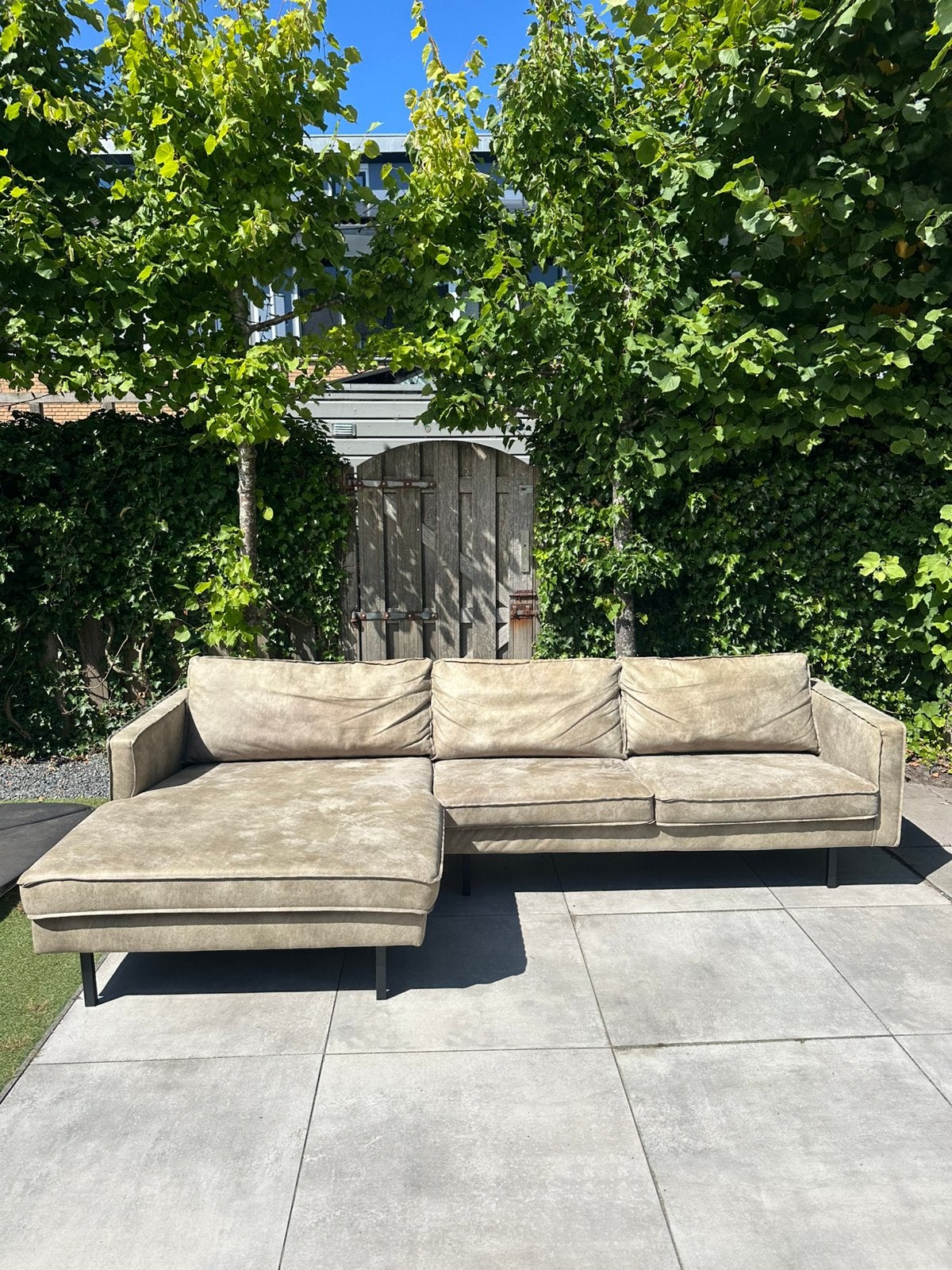 WOOOD bank met chaise longue - bezorgen mogelijk, Huis en Inrichting, Banken | Bankstellen, Ophalen, Zo goed als nieuw, 150 cm of meer