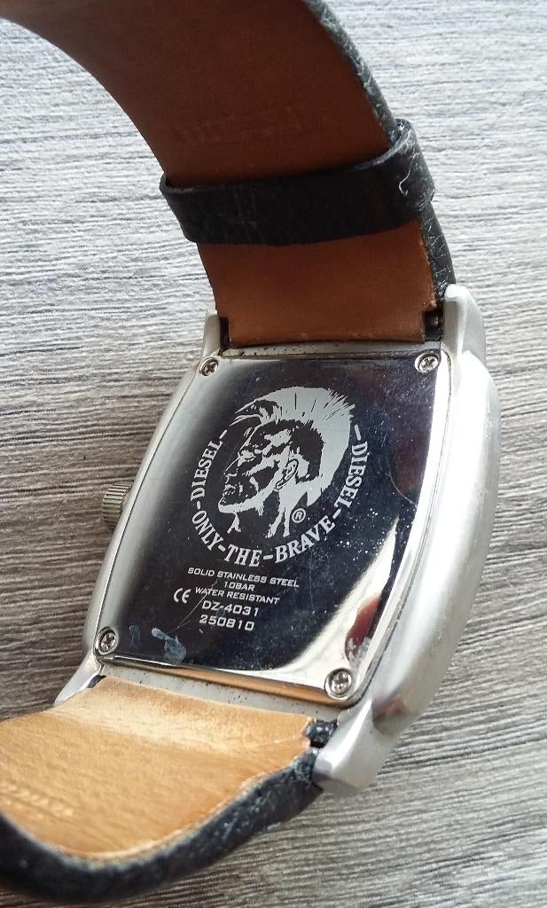 Retro Model 2000 - 2010 merk DIESEL Heren Horloge Werkend, Verzamelen, Ophalen of Verzenden, Persoonlijke verzorging