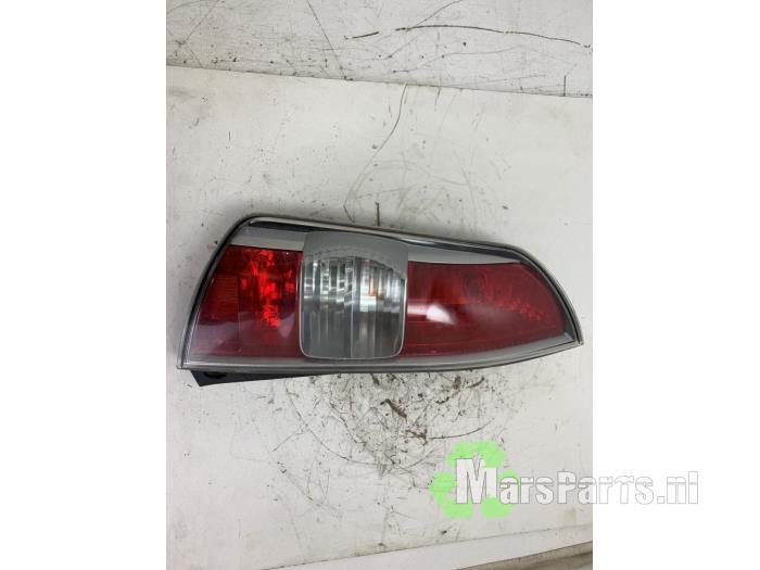 Achterlicht links van een Daihatsu Sirion, Gebruikt, Daihatsu, -, -