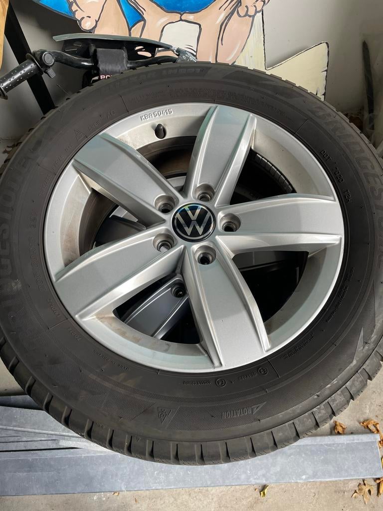 VW Velgen met Winterbanden 205/60R16, Ophalen of Verzenden, Gebruikt