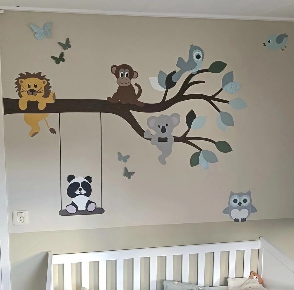 Behang sticker babykamer tak met vrolijke dieren, Kinderen en Baby's, Ophalen of Verzenden, Nieuw, Wanddecoratie