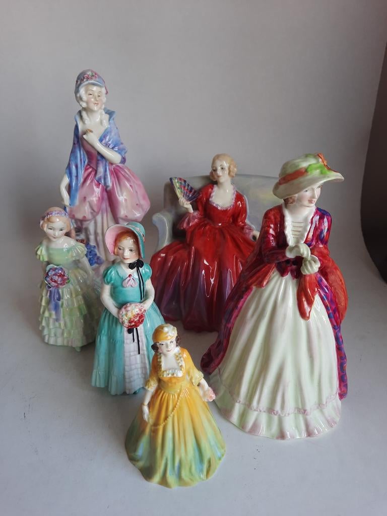 Royal Doulton Beeldjes - Antiek Engels Aardewerk (6 stuks), Ophalen of Verzenden