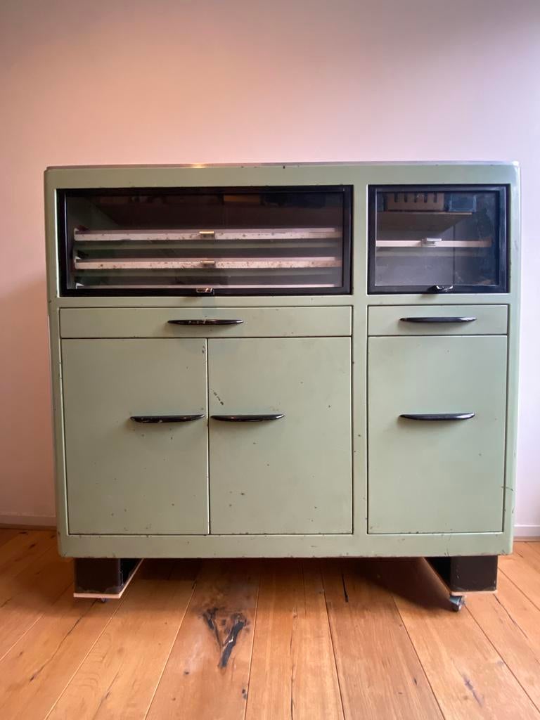 Vintage Tandartskast, Ophalen