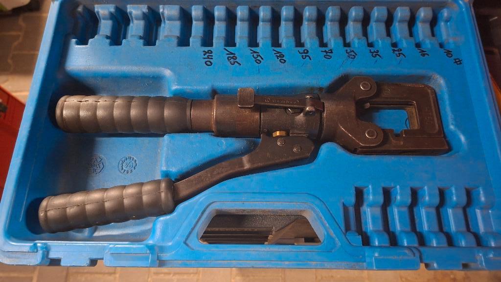 Cembre HT50 Handperstang kabelschoenperstang., Auto diversen, Autogereedschap, ., Ophalen of Verzenden, Zo goed als nieuw, .