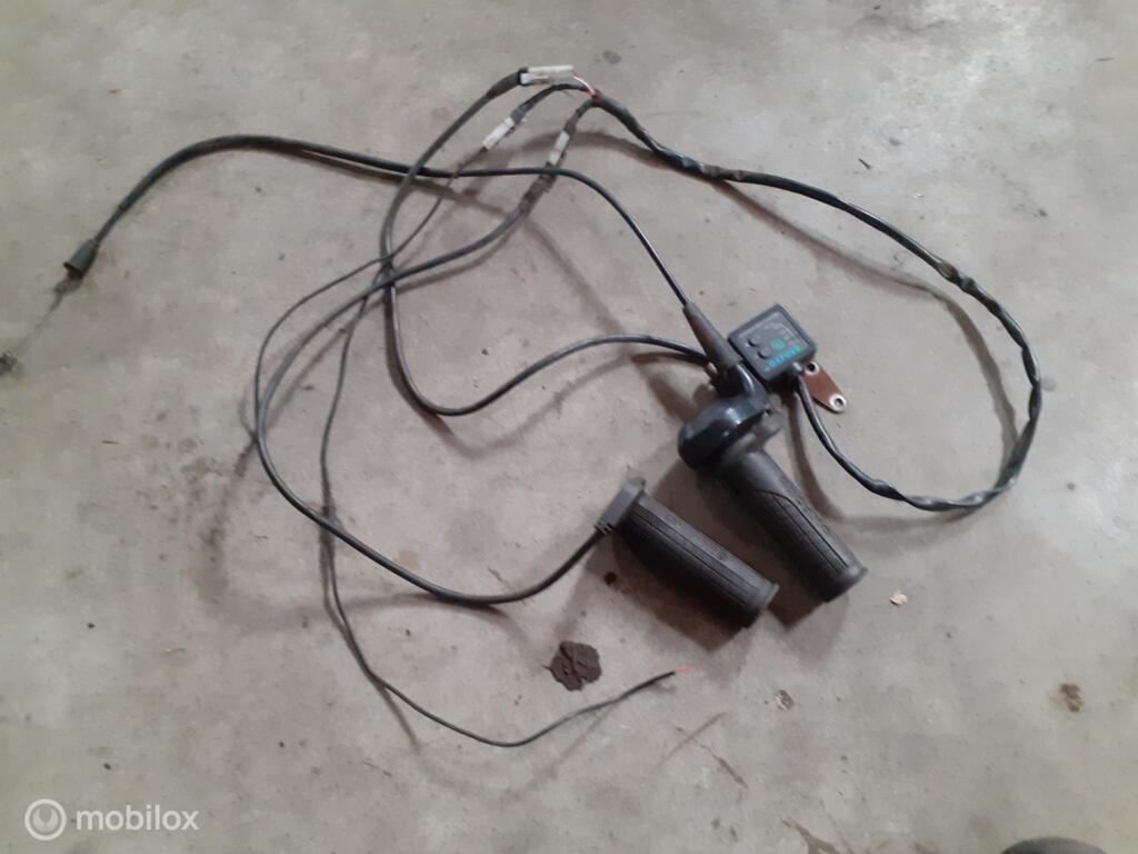 Handvatverwarming Monster SS Supersport Superlight Paso, Motoren, Onderdelen | Ducati, Gebruikt, Ophalen of Verzenden