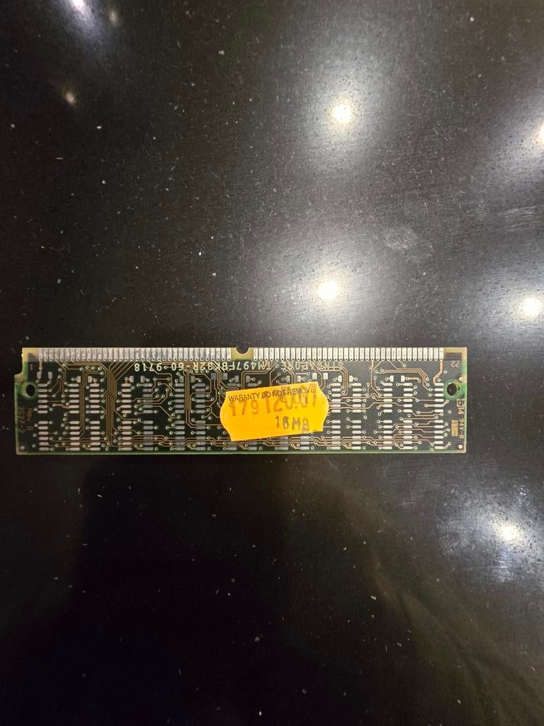 16MB EDO RAM Geheugenmodule, Gebruikt, Overige soorten, Desktop, 16 GB
