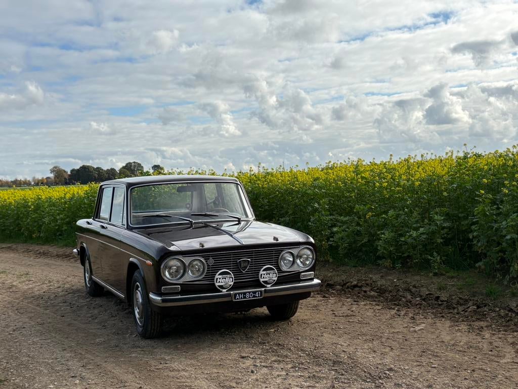 Lancia Fulvia Berlina 2 - 1972, Auto's, Voorwielaandrijving, Beige, Bruin, Handgeschakeld