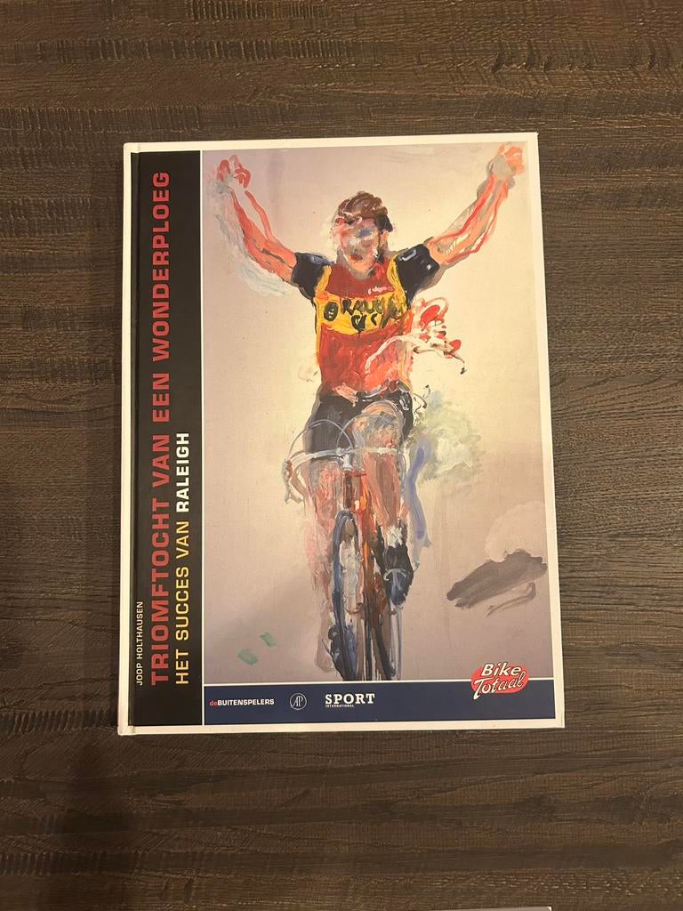 Ti Raleigh: triomftocht van een wonderploeg, Ophalen of Verzenden, Nieuw, Lopen en Fietsen
