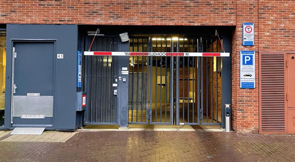Amsterdam Parking, Huizen en Kamers, Garages en Parkeerplaatsen, Amsterdam