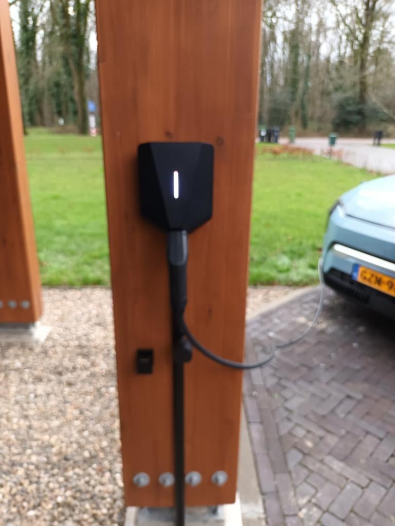 Laadpaal met installatie zakelijk of prive met ERE rigistra, Ophalen of Verzenden, Nieuw, Laadpaal en Laadkabel