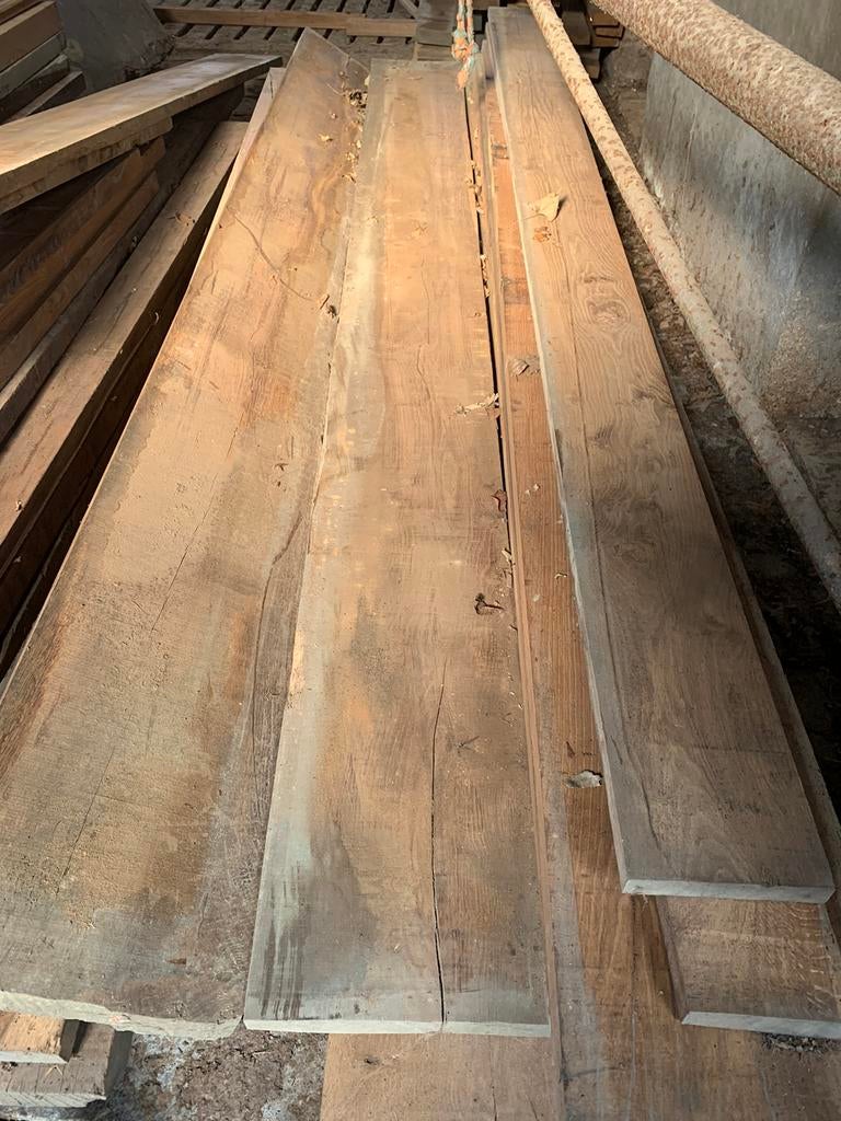 Oud eiken planken 33 dik geschaafd uit oude balken gezaagd., Doe-het-zelf en Verbouw, Hout en Planken, Plank, Eiken, Minder dan 200 cm