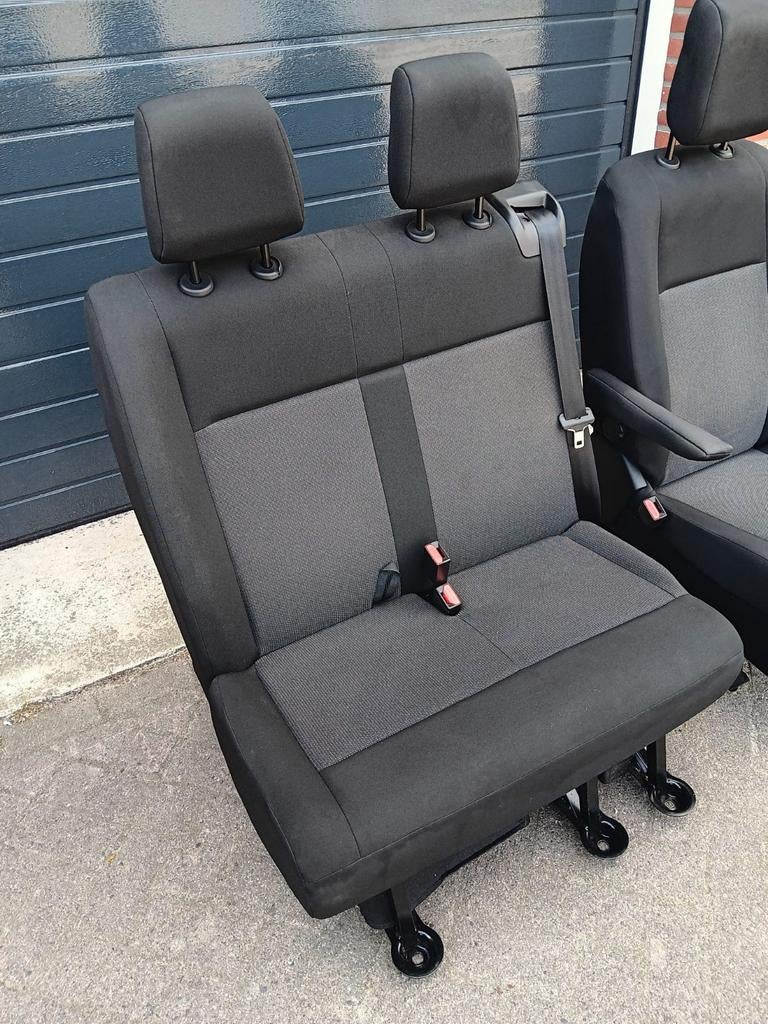 Peugeot expert bijrijdersbank en bestuurderstoel  650 euro, Ophalen