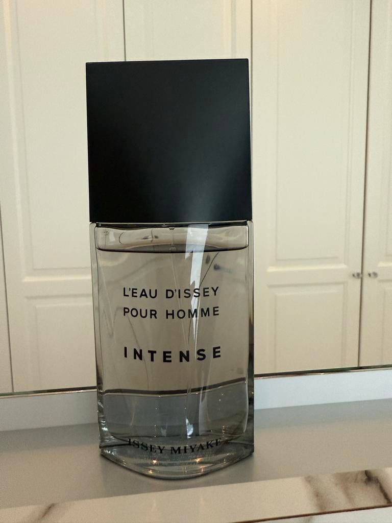 Issey Miyake L'Eau d'Issey Pour Homme Intense 125ml, Ophalen of Verzenden, Zo goed als nieuw