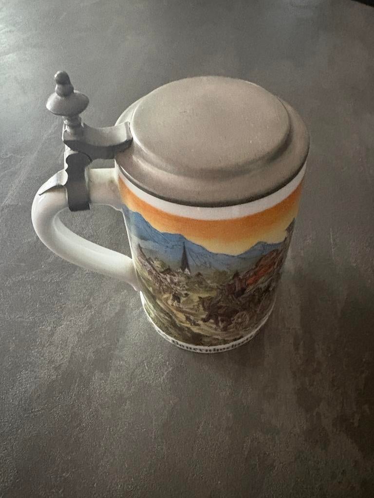 Originele, handbeschilderde porseleinen bier, Ophalen of Verzenden