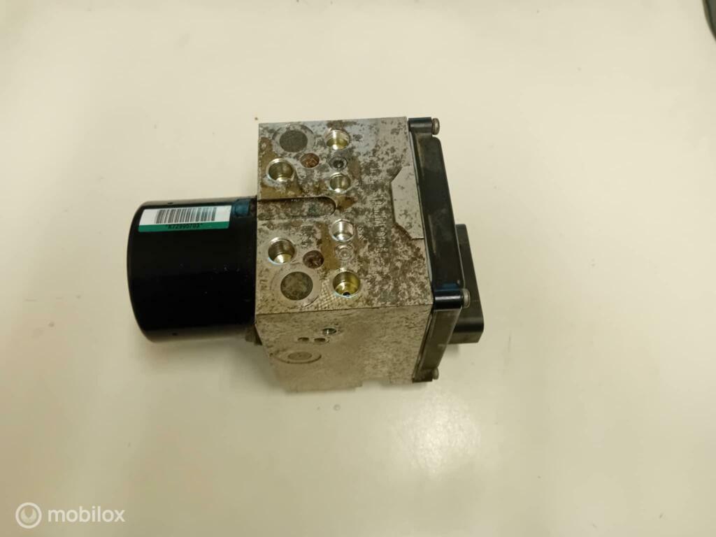 ABS pomp Peugeot 407 15710605, Gebruikt, Ophalen of Verzenden