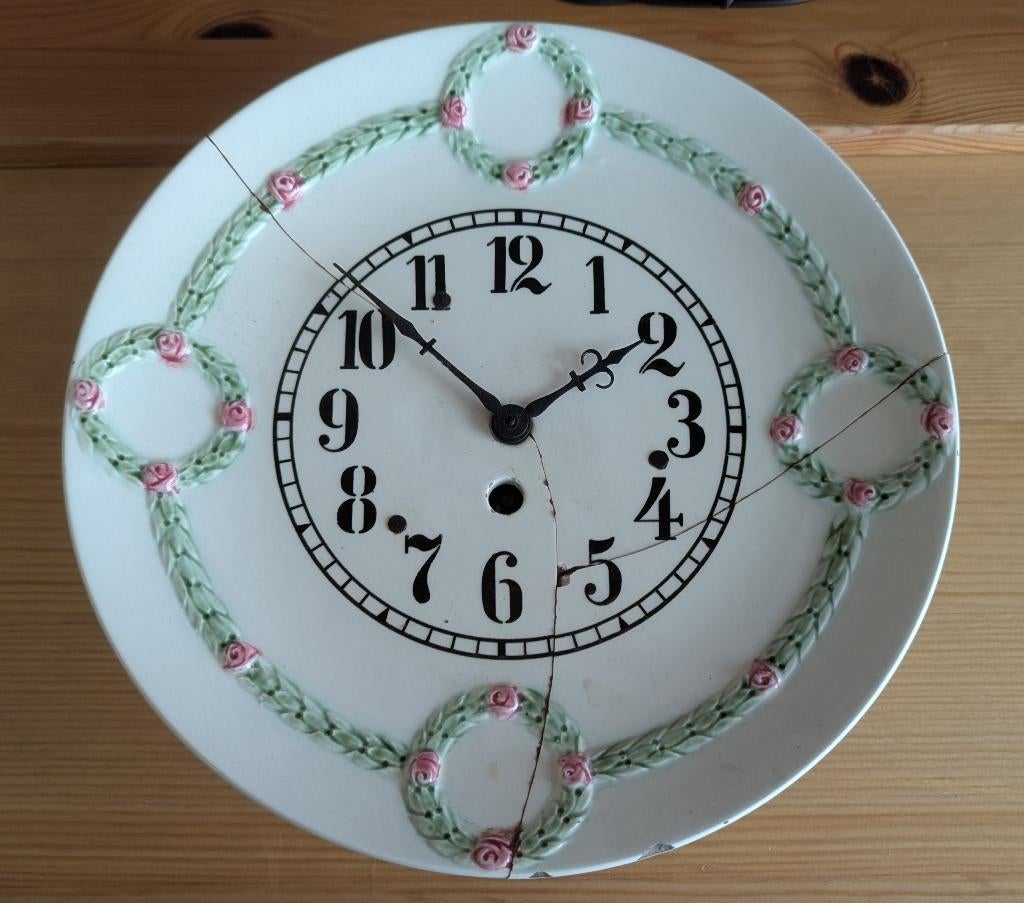 Oude keukenklok, Aardewerk keukenklok, Ophalen, Wandklok